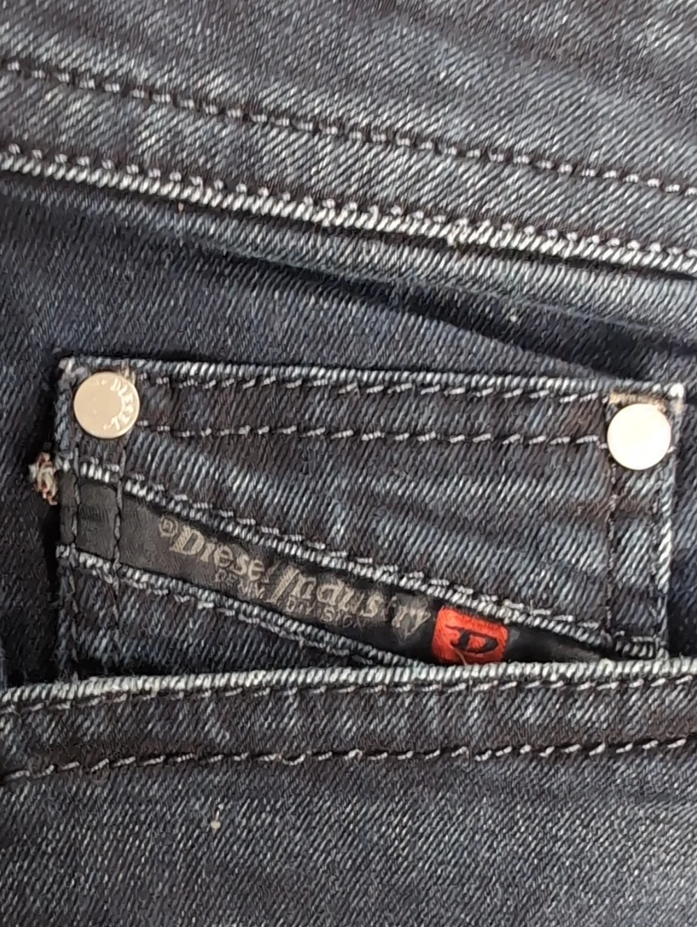 Diesel Thavar Jeans Slim Skinny Stretch Denim Size 36x28 in Dark Blue Wash